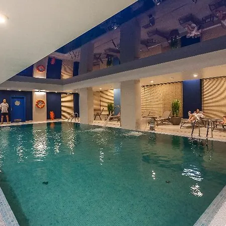 Hotel City Center By Apartmore 4*